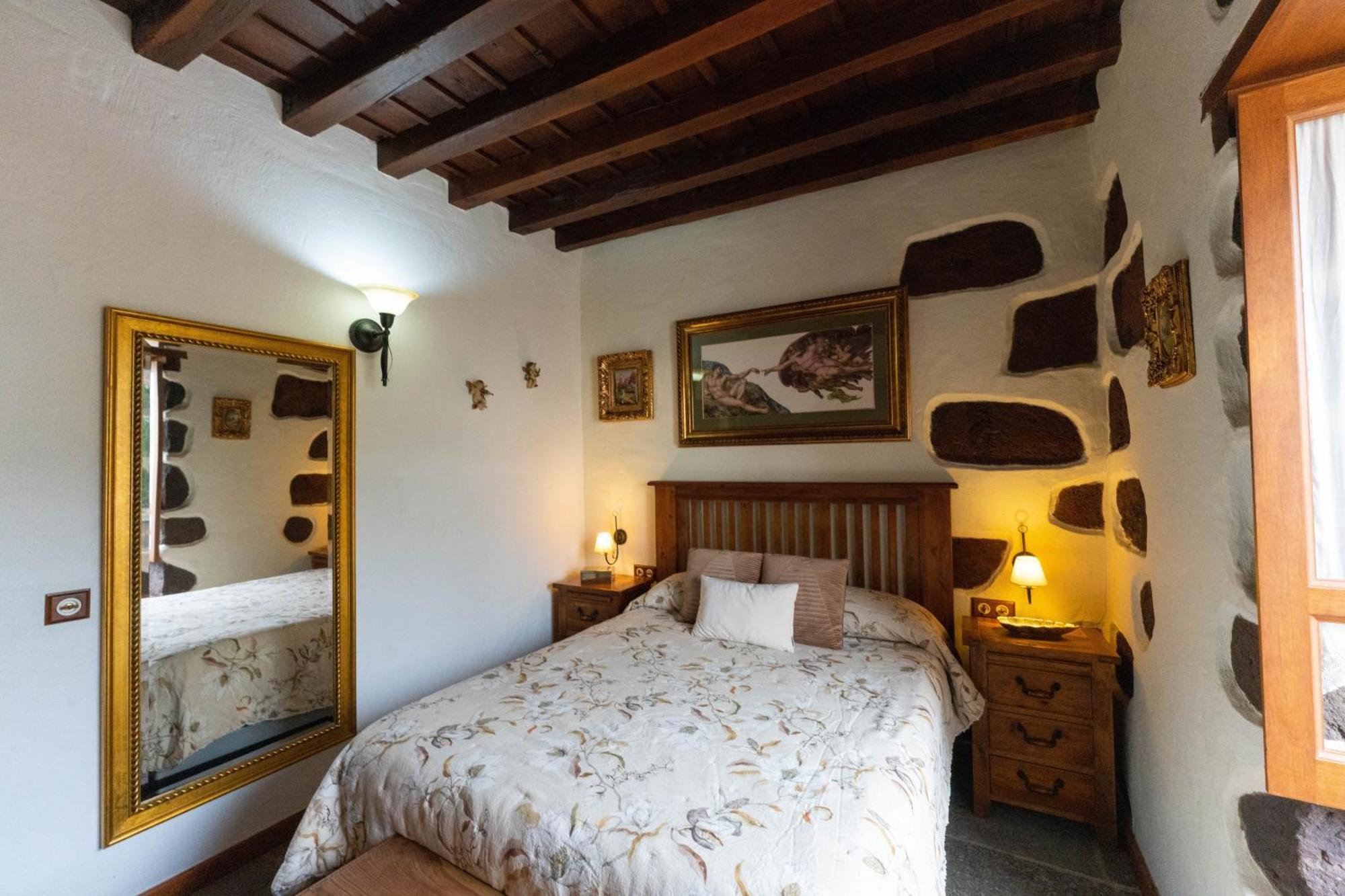 Vila Ancient Historical House Santa Lucia Exteriér fotografie