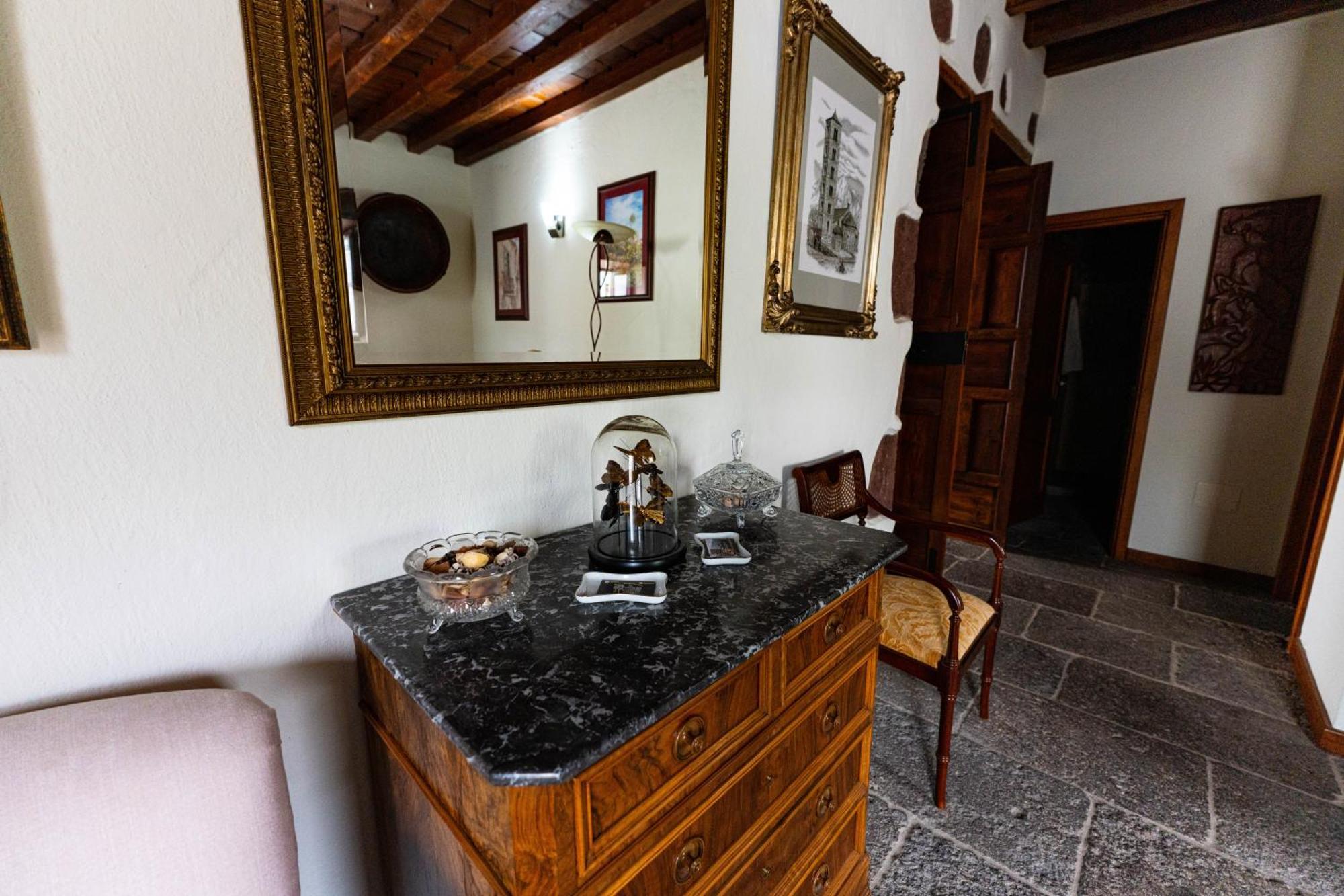 Vila Ancient Historical House Santa Lucia Exteriér fotografie